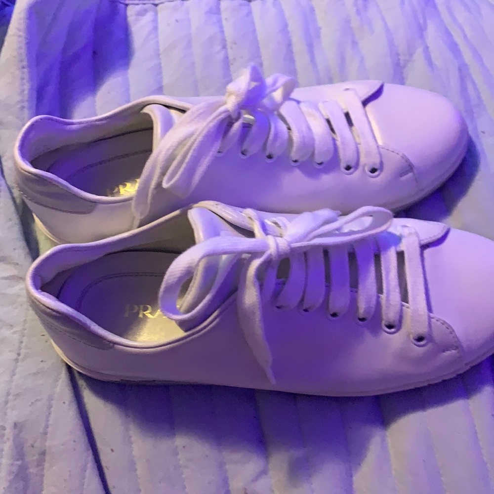 vitello soft low top sneakers 39 white/Prada